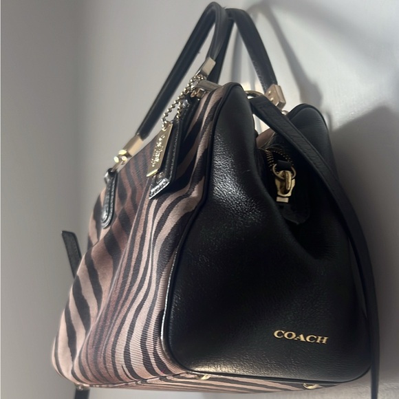 Wild Safari Chic Coach Brown Tan Animal Print  Shoulder Bag - Picture 4 of 11